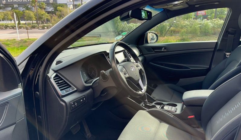 HYUNDAI TUCSON lleno