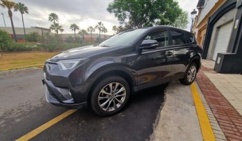TOYOTA RAV4 D4D ADVANCE lleno