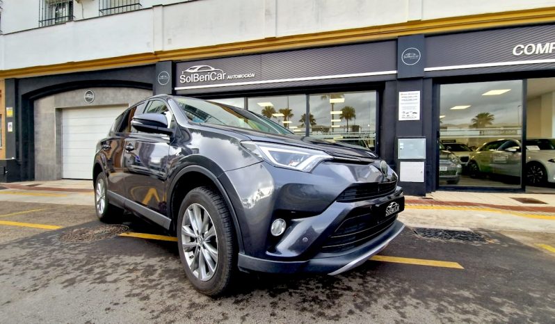 TOYOTA RAV4 D4D ADVANCE lleno