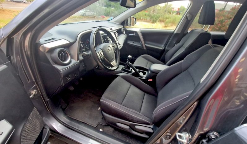 TOYOTA RAV4 D4D ADVANCE lleno