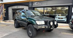 TOYOTA LAND CRUISER HDJ100