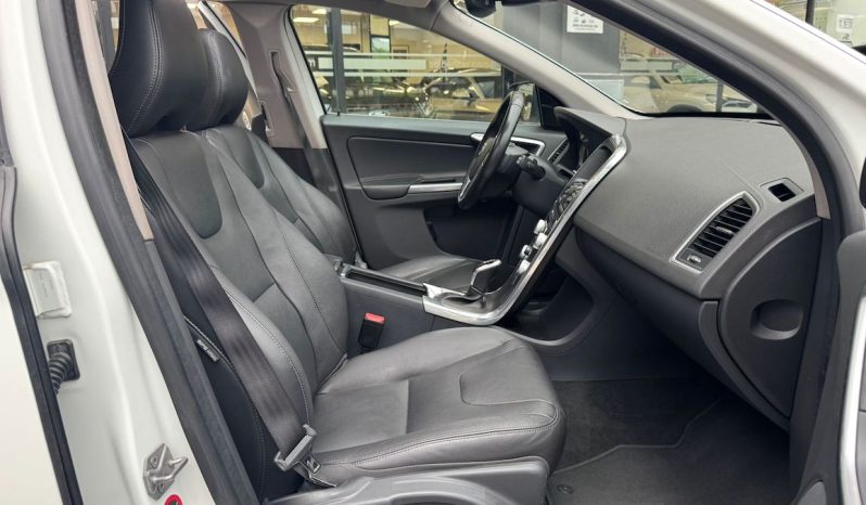VOLVO XC60 lleno