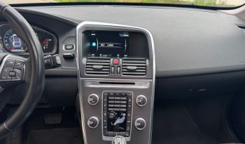 VOLVO XC60 lleno