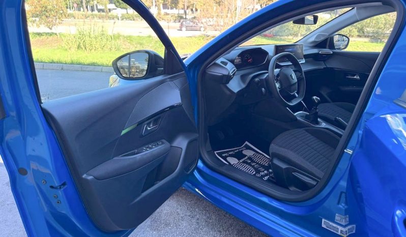PEUGEOT 208 lleno