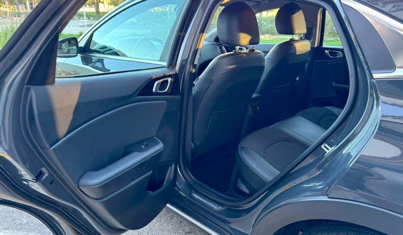 KIA XCEED 1.6 GDI lleno