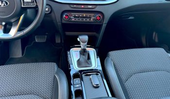 KIA XCEED 1.6 GDI lleno